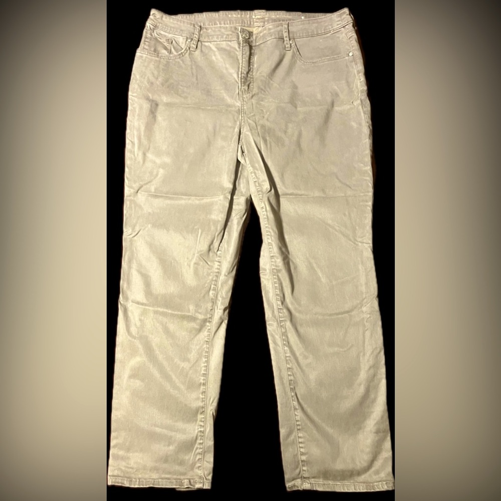 Chico’s size 18 Girlfriend Straight Jeans